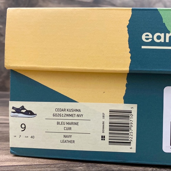 NIB Earth Cedar Kushma Adjustable Sport Sandals - Picture 9 of 11